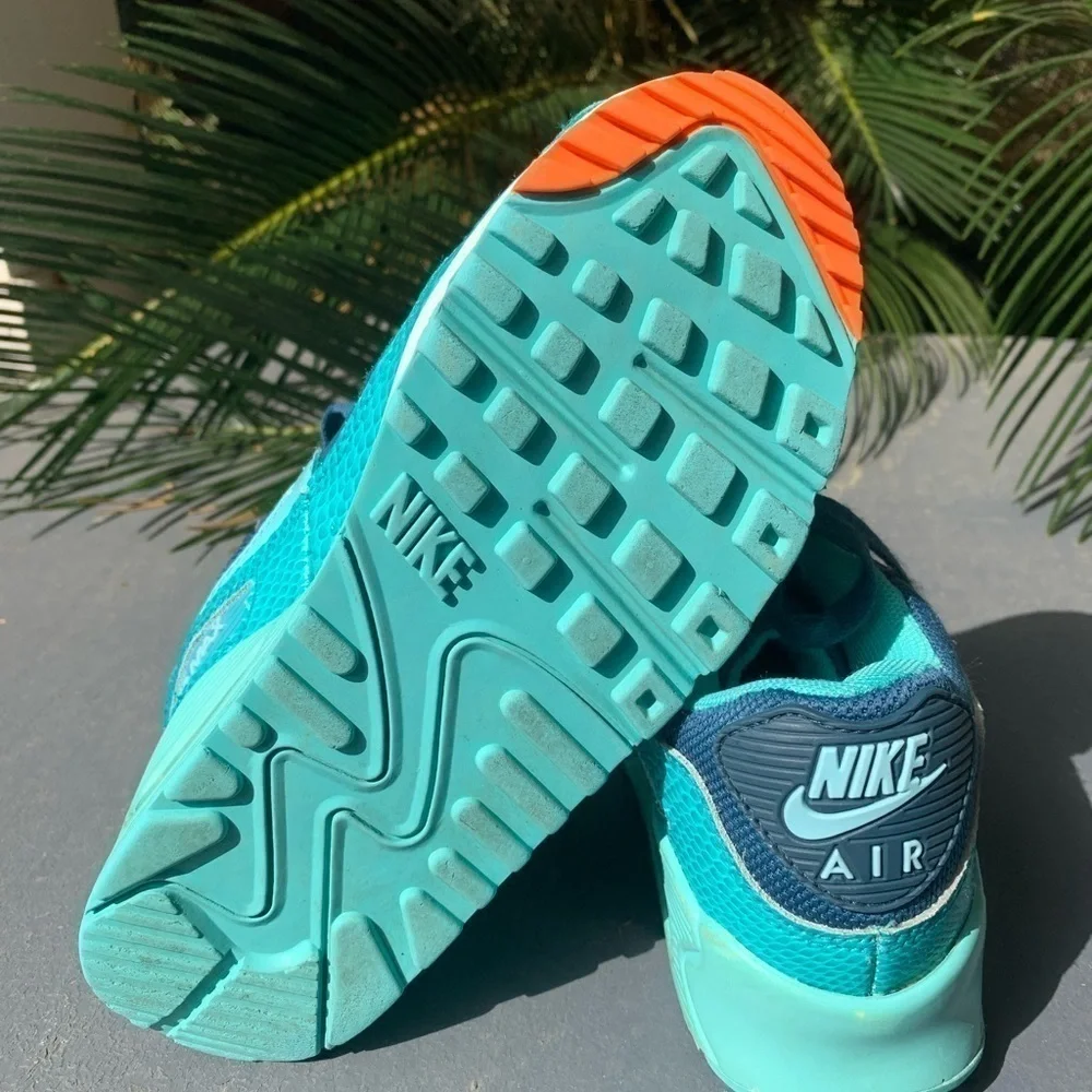 Nike Air Max 90 Children’s Running Shoes Size 5.5